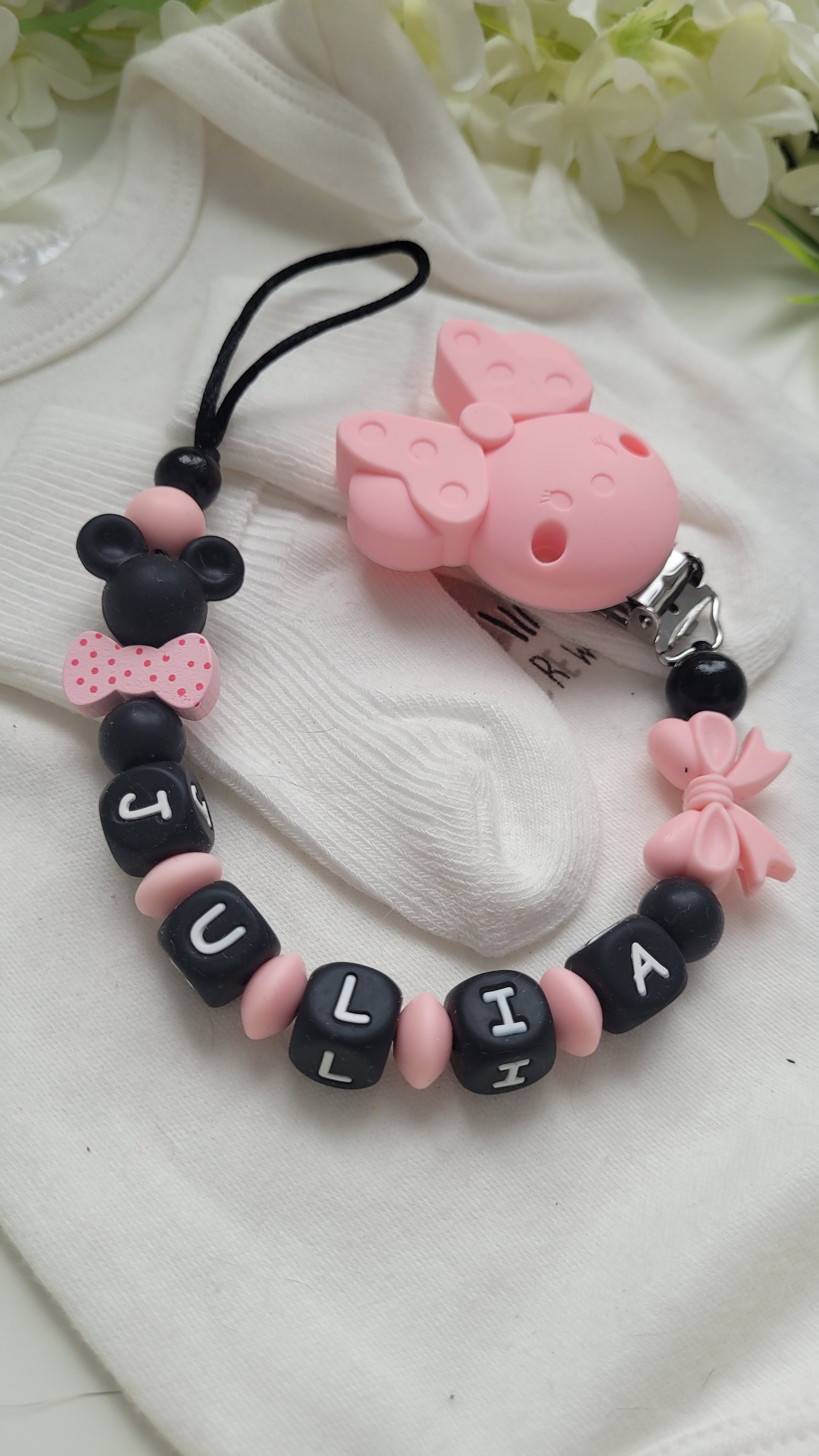 Schnullerkette mit namen für Mädchen schwarz rosa Minnie Maus