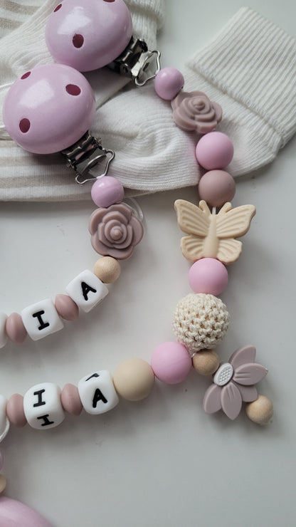Kinderwagenkette & Schnullerkette mit Namen Eichhörnchen beige rosa