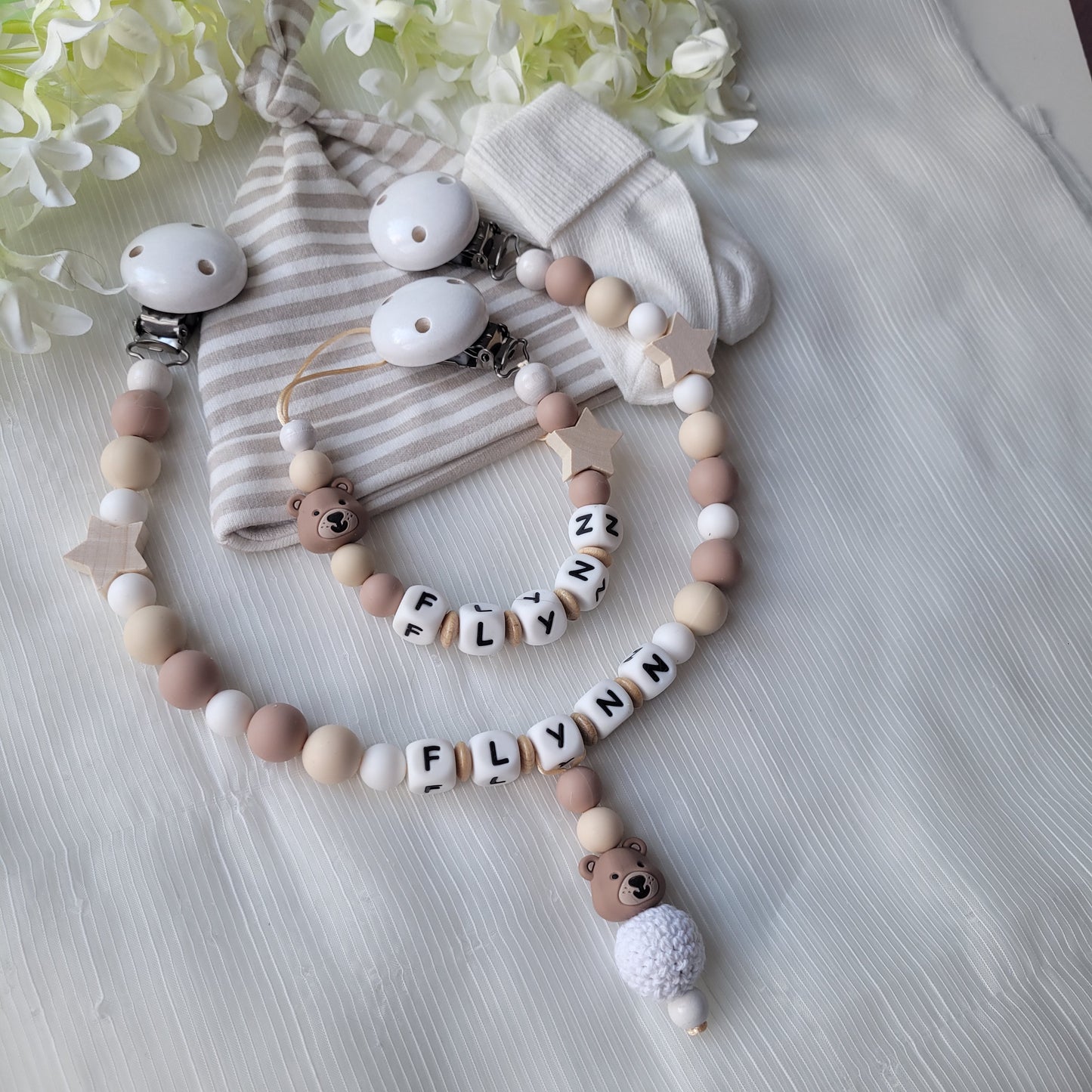 Kinderwagenkette & Schnullerkette Set Baby Teddy für Jungen braun beige weiss holz