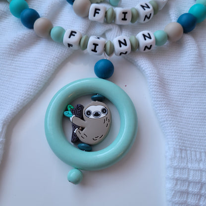 Kinderwagenkette & Schnullerkette mit Namen Faultier mint türkis