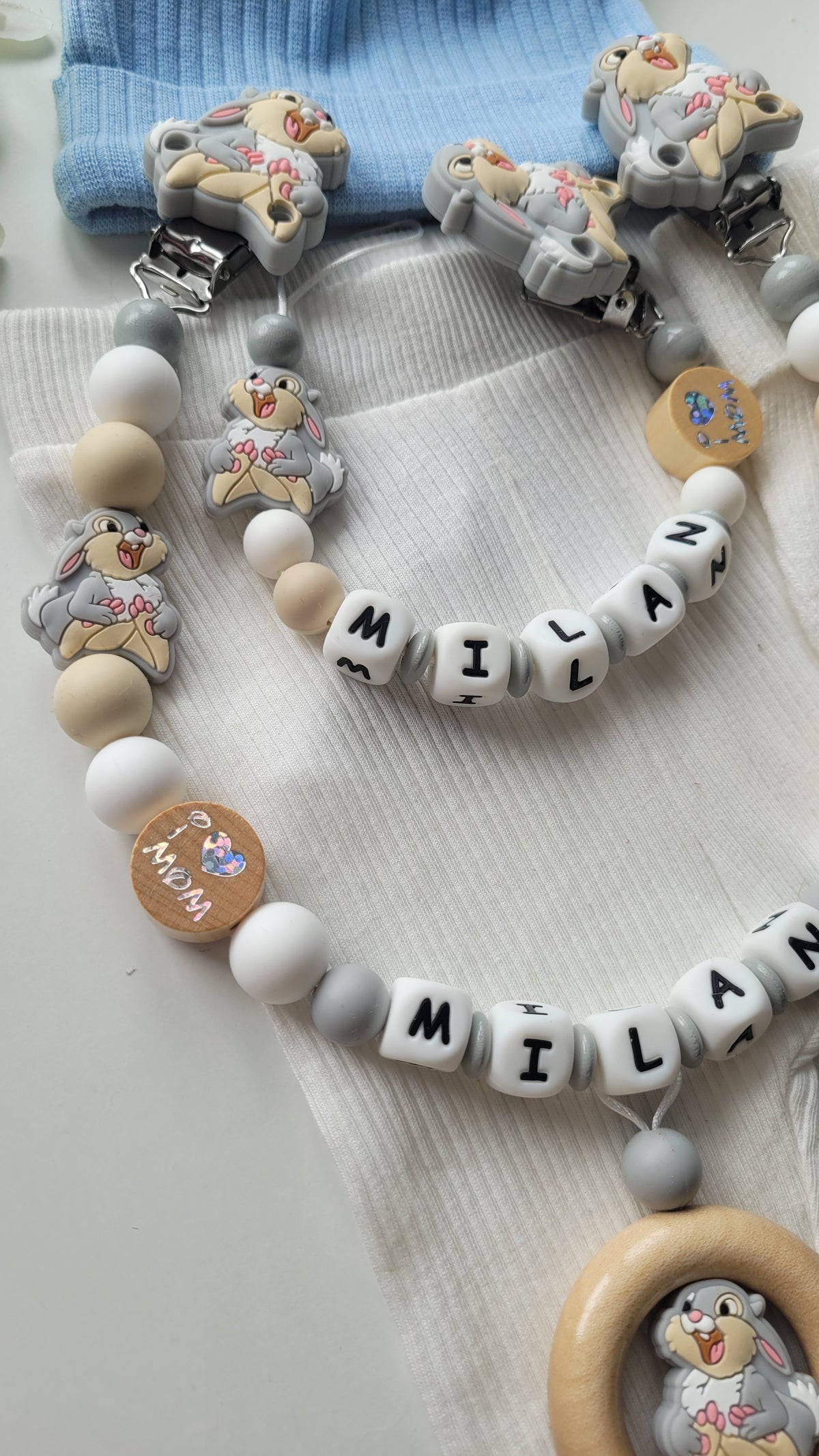 Kinderwagenkette & Schnullerkette Set mit Namen Hase Wendeperle i love Mom und Dad weiß grau beige Holz Silikon | personalisiert