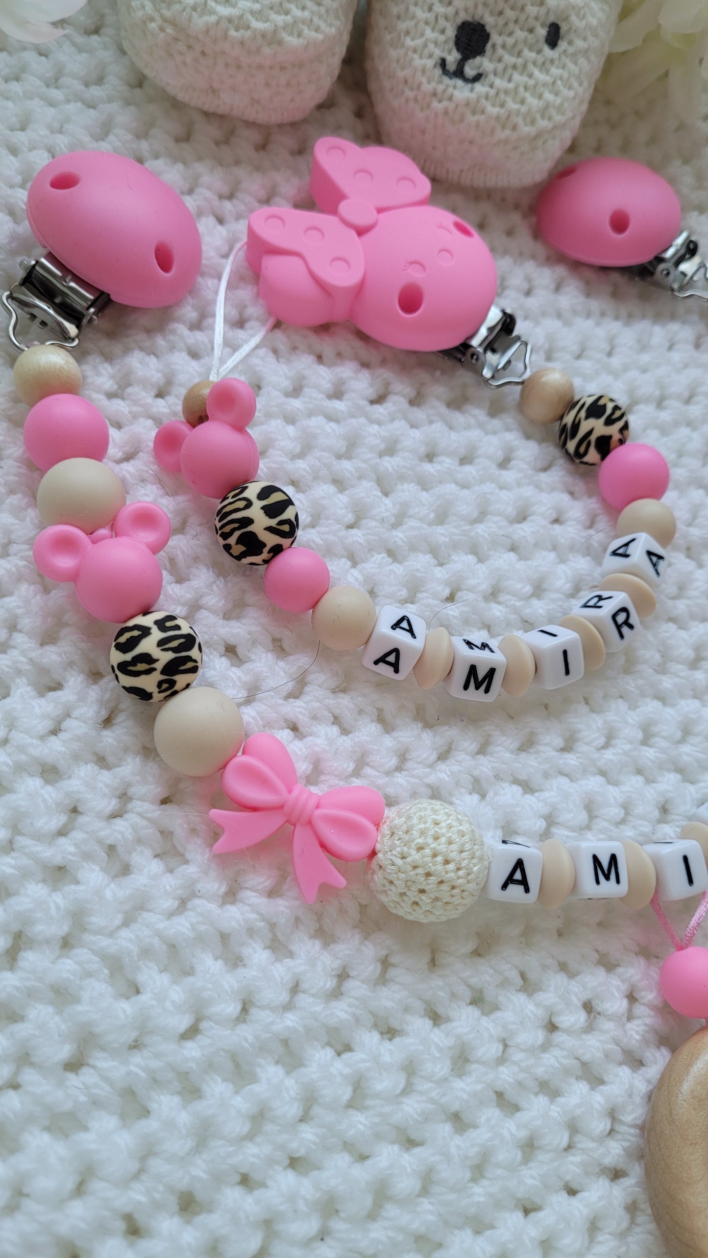 Kinderwagenkette & Schnullerkette mit Namen Maus Leo beige pink