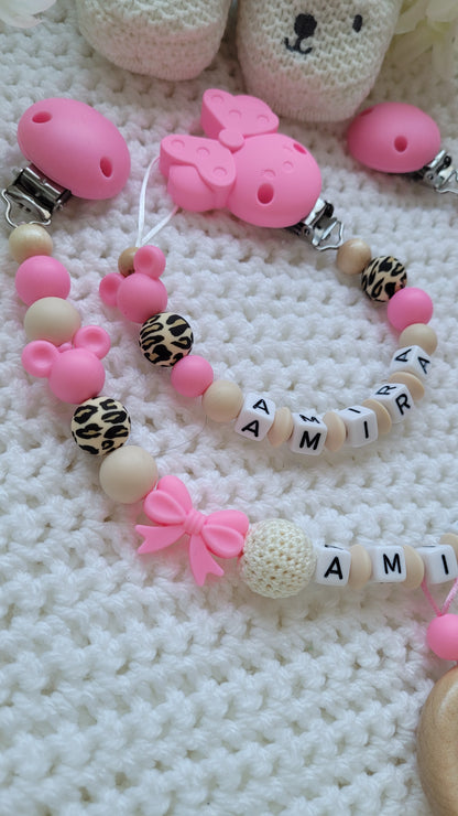Kinderwagenkette & Schnullerkette mit Namen Maus Leo beige pink