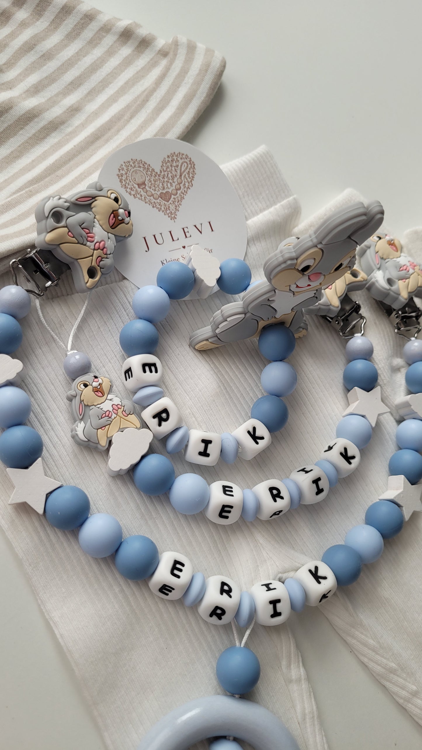 3tlg Set Schnullerkette Kinderwagenkette Beissring mit Namen Hase Wolken Sterne blau | personalisiert