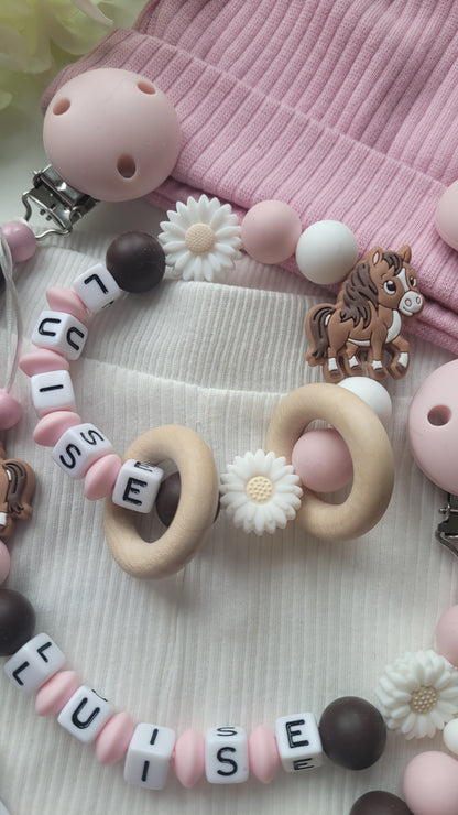 3er Set Kinderwagenkette, Schnullerkette & Greifring mit Namen – Pferd Silikon braun rosa