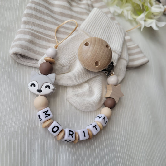 Schnullerkette mit Namen für Jungen Fuchs & Stern Braun beige