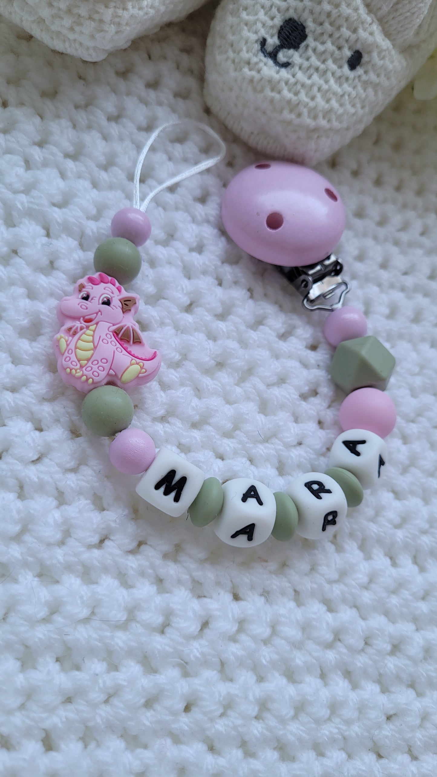 Schnullerkette mit Namen für Mädchen kleiner Drachen