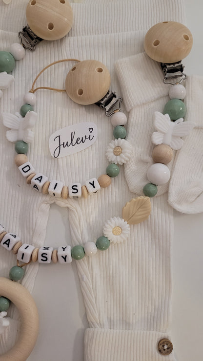 Kinderwagenkette & Schnullerkette mit Namen für Mädchen Gänseblümchen