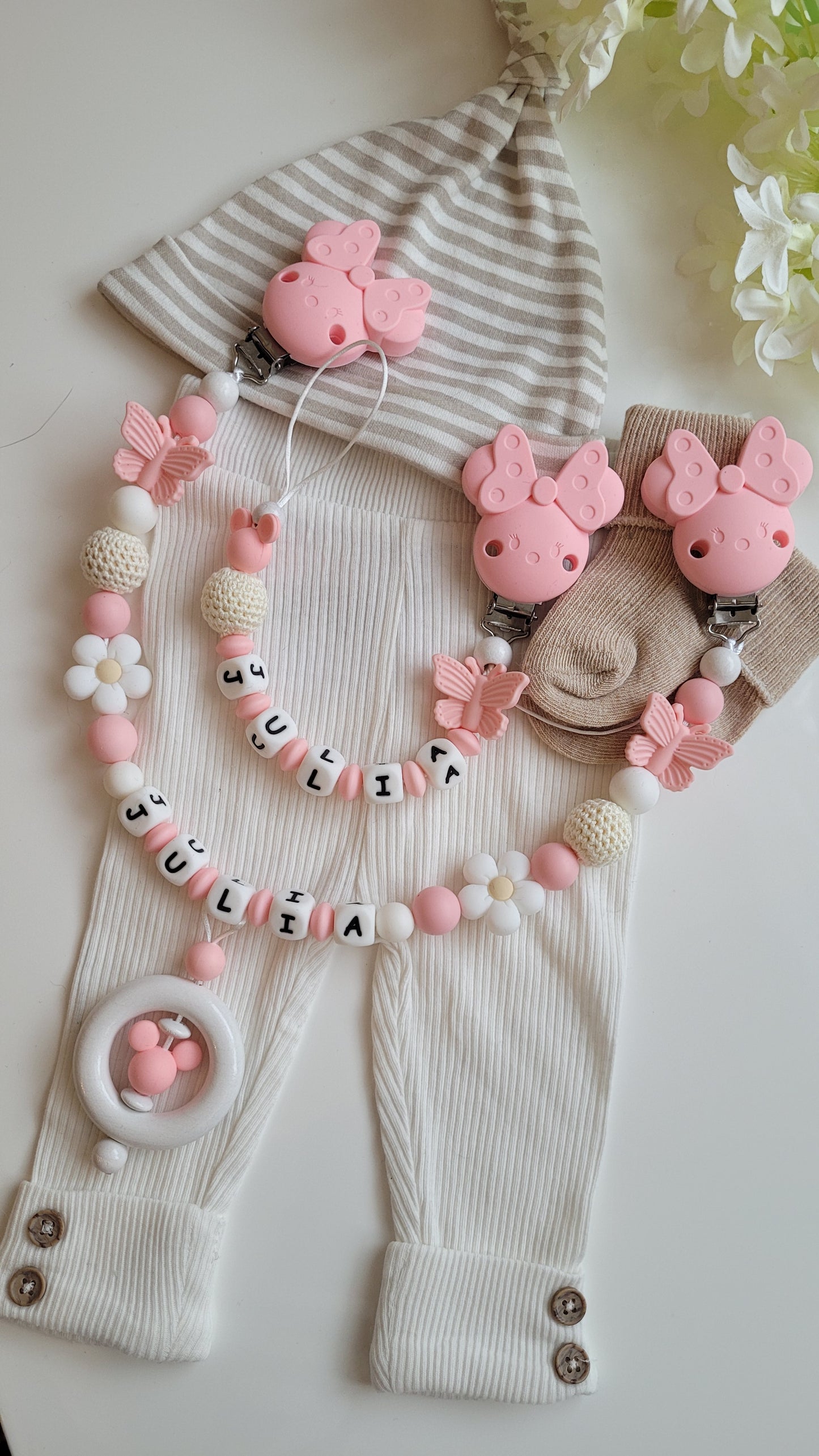 Kinderwagenkette & Schnullerkette mit Namen Schmetterling Maus & Blume rosa