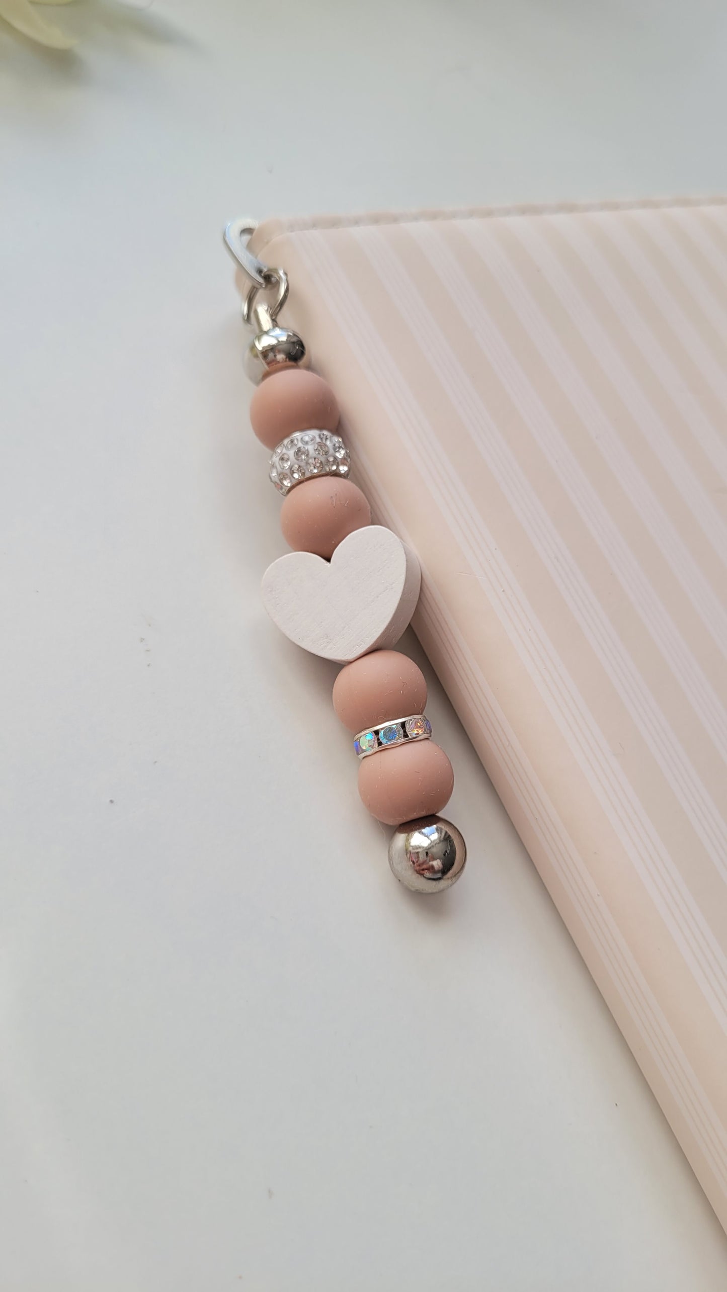 Lesezeichen Herz taupe glitzer