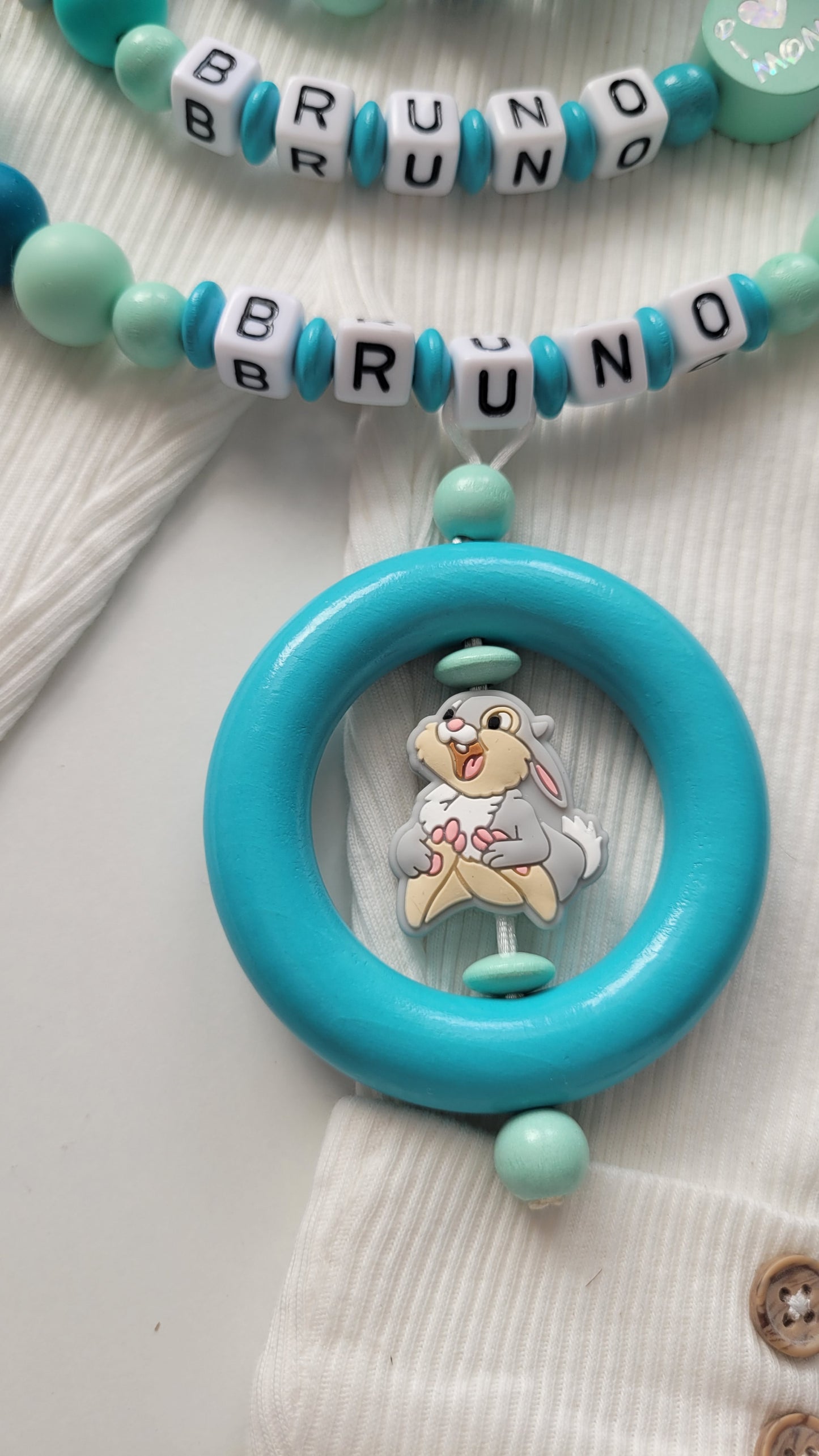 3tlg Schnullerkette Kinderwagenkette Greifring mit Namen Hase & i love Mom und Dad mint türkis