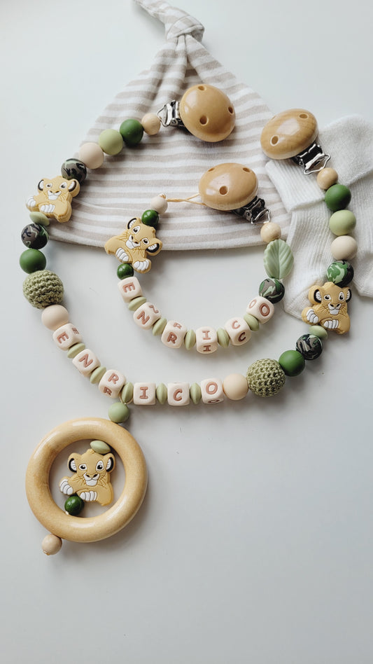 Kinderwagenkette & Schnullerkette mit Namen Löwen grün camu beige silikon