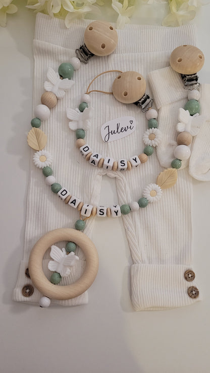 Kinderwagenkette & Schnullerkette mit Namen für Mädchen Gänseblümchen