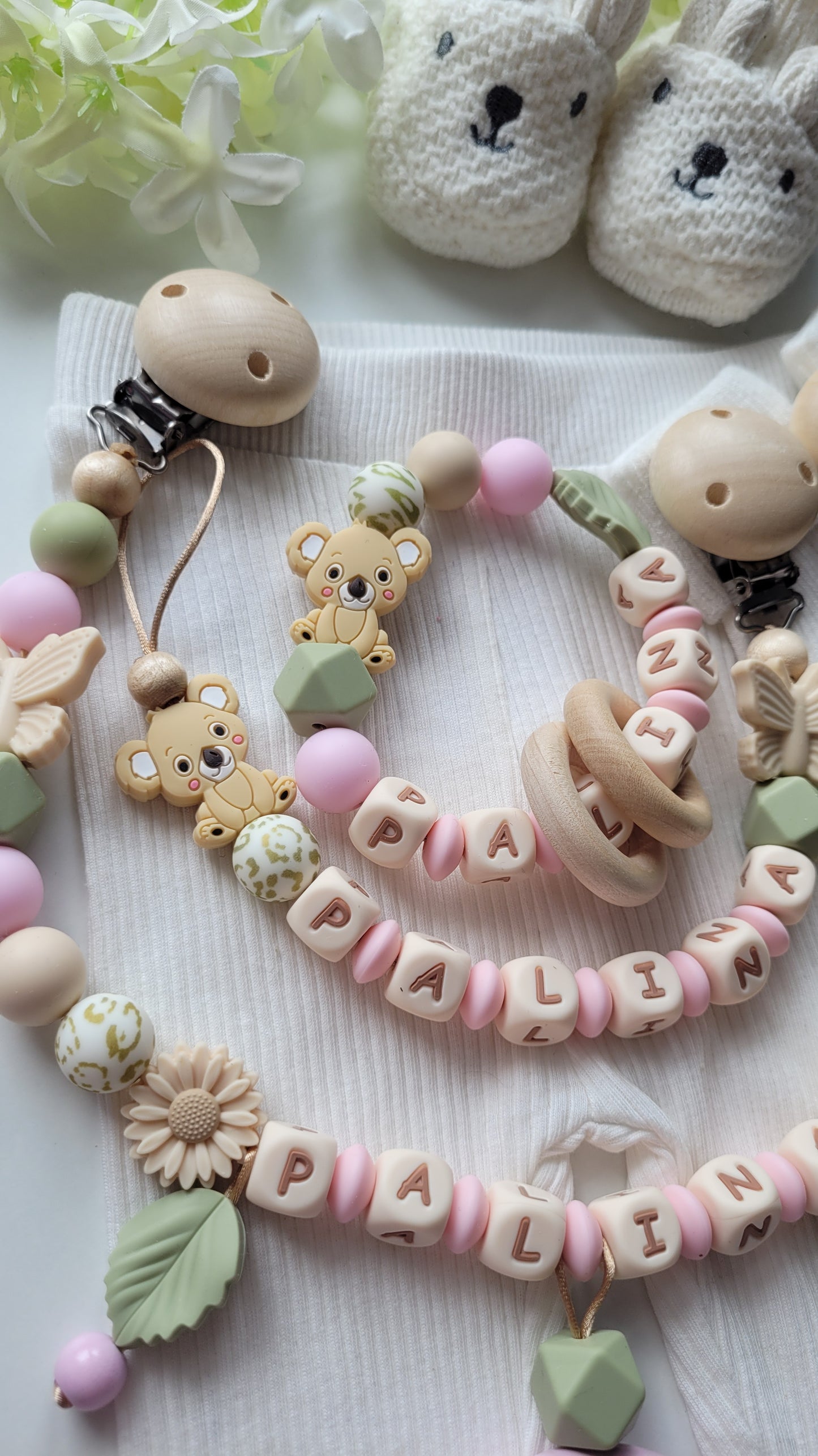 3tlg. Set Schnullerkette Kinderwagenkette & Spielring mit Namen Koala & Schmetterling rosa grün leo