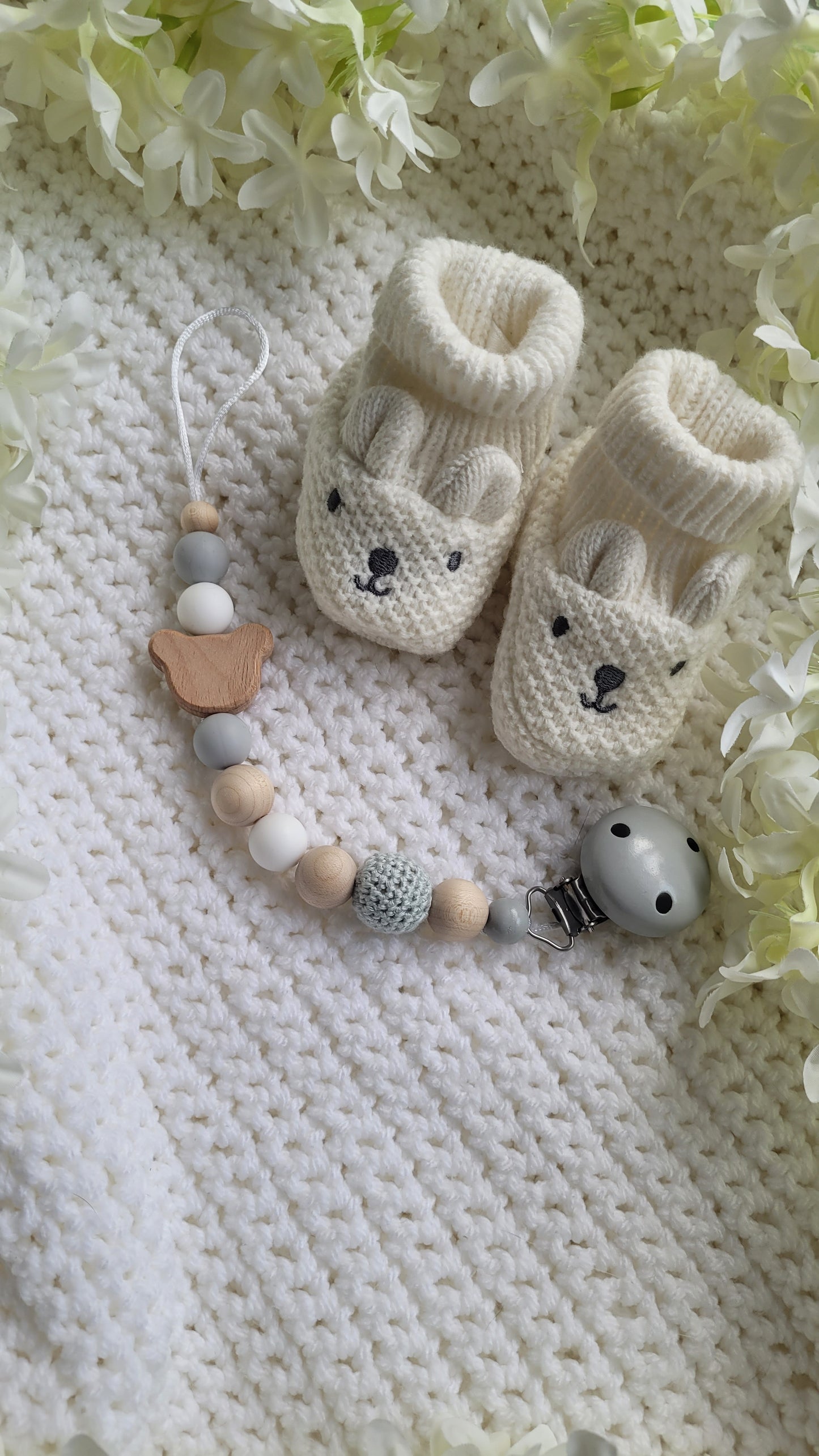 Schnullerkette Teddybär grau weiss holz