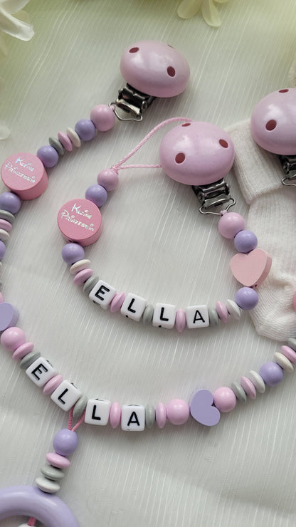 Kinderwagenkette & Schnullerkette mit Namen Kleine Prinzessin rosa flieder