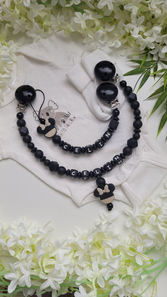 Kinderwagenkette & Schnullerkette mit Namen für Mädchen *Maus*  schwarz
