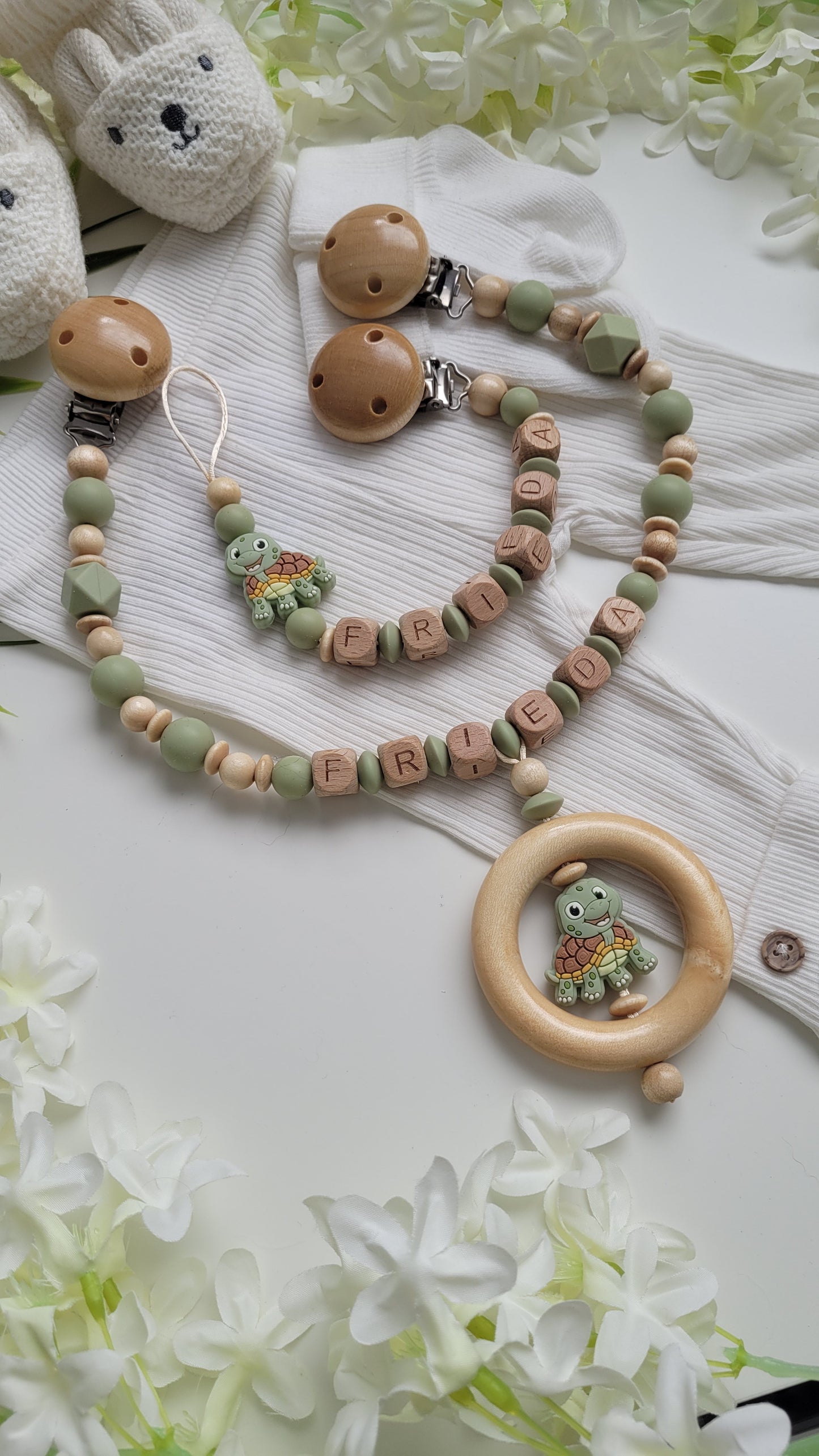 Kinderwagenkette & Schnullerkette mit Namen Schildkröte grün holz