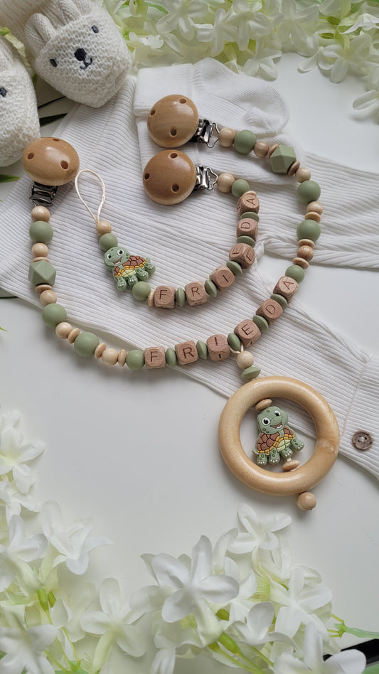 Kinderwagenkette & Schnullerkette mit Namen Schildkröte grün holz