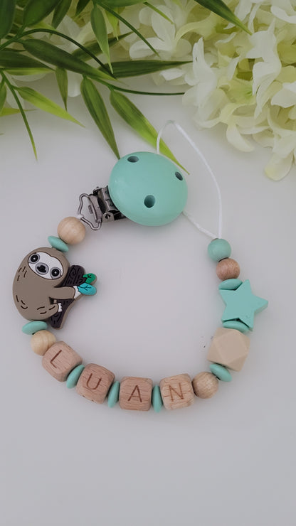 Kinderwagenkette & Schnullerkette *Faultier* mint