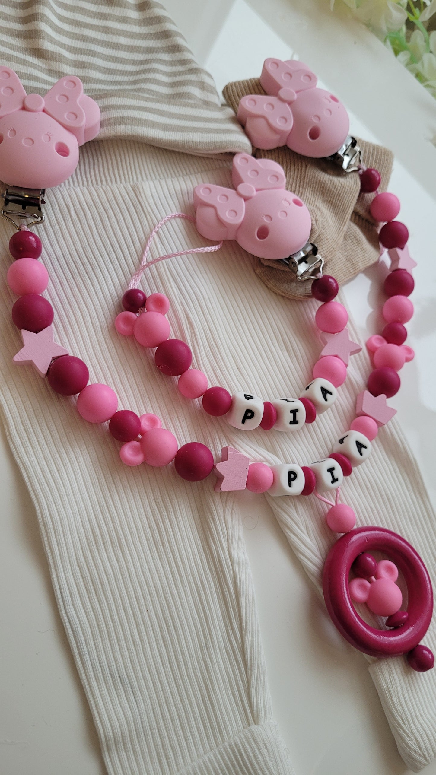Kinderwagenkette & Schnullerkette mit Namen Maus pink