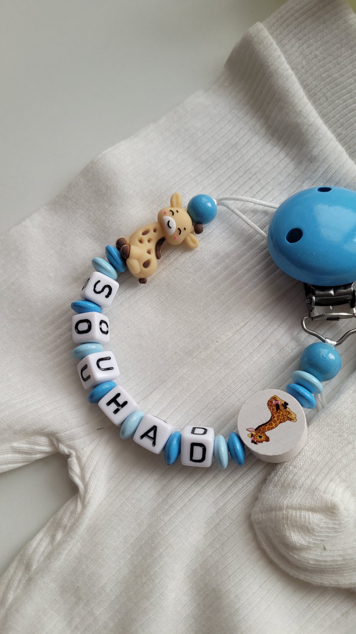 Schnullerkette mit Namen Jungen Giraffe blau | personalisiert