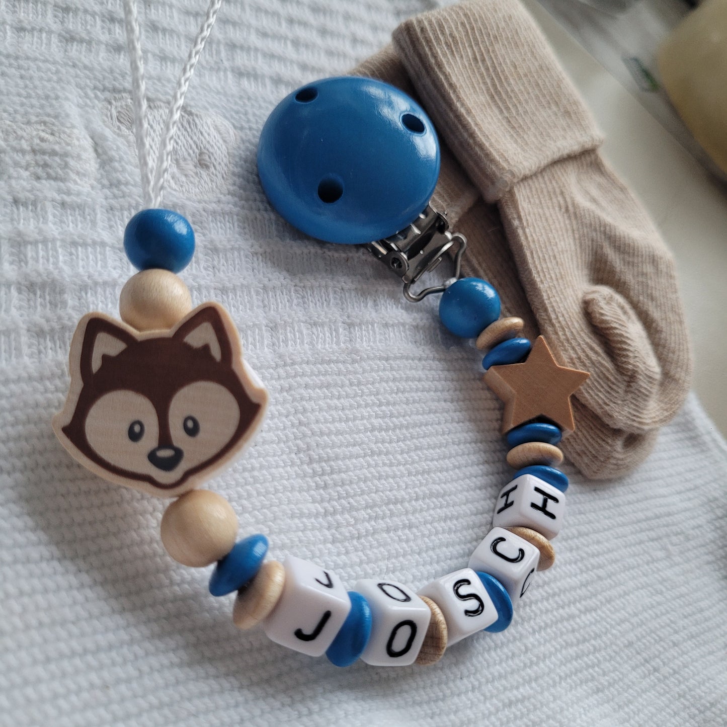 Schnullerkette für Jungen mit Namen Fuchs & Stern holz blau