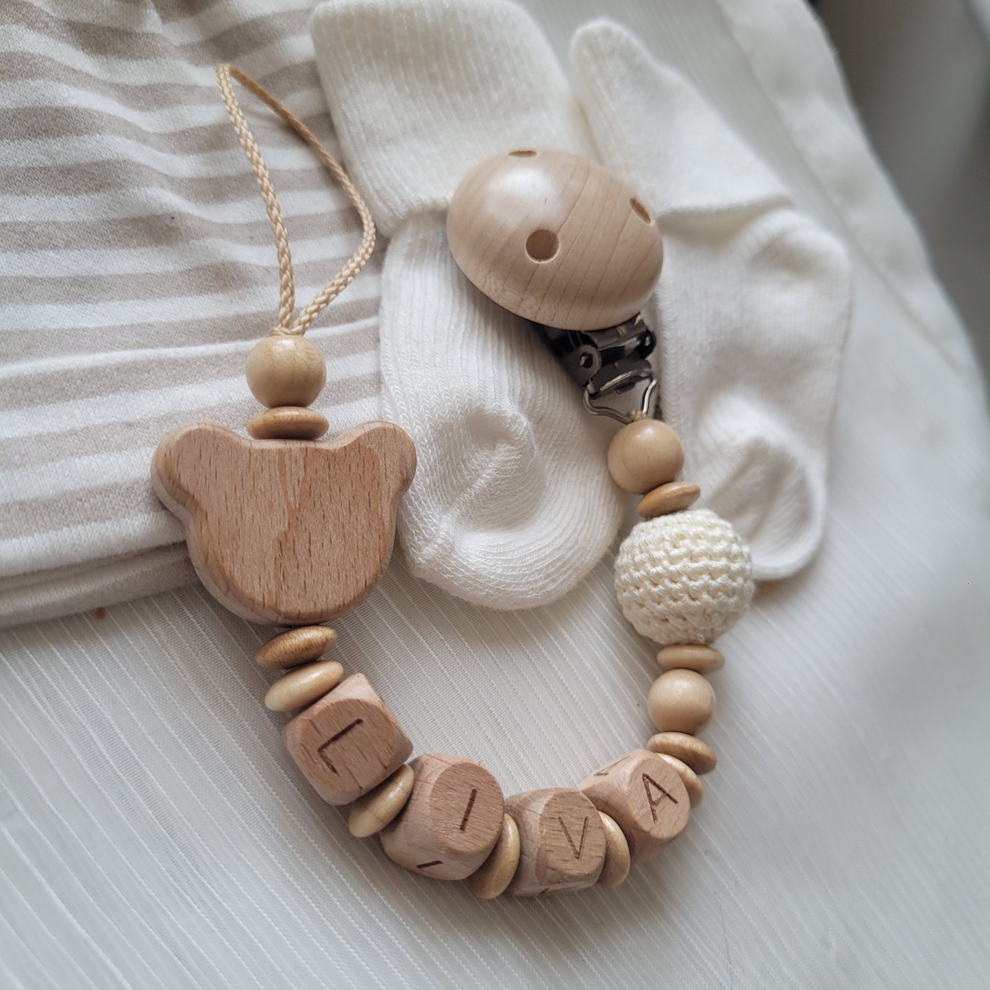 Schnullerkette mit Namen Bärchen & Häkelperle holz