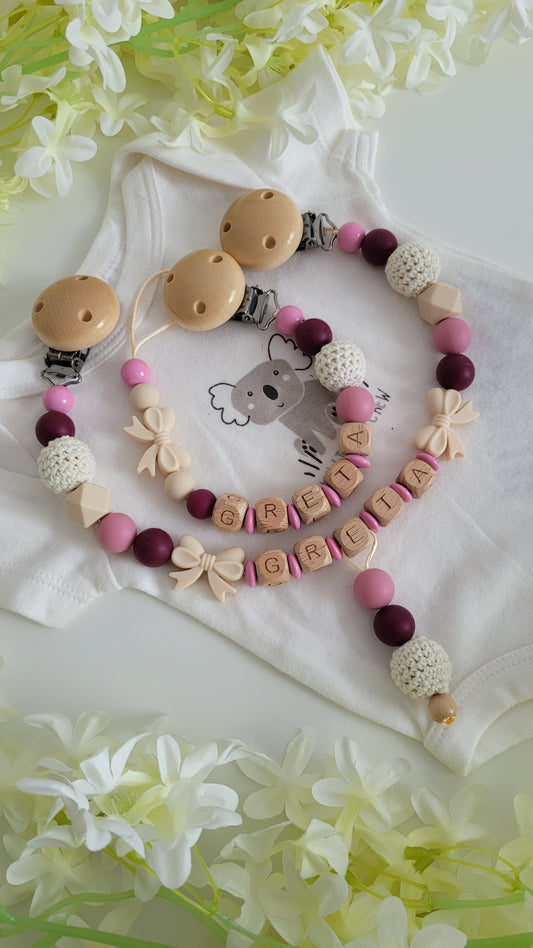 Neue Kollektion Kinderwagenkette & Schnullerkette mit Namen für Mädchen Dusty Rose