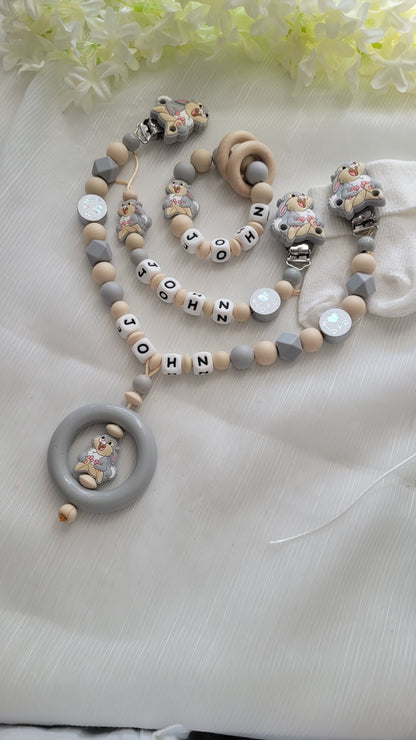 3tlg.Set Schnullerkette Kinderwagenkette & Beissring mit Namen Hase beige grau