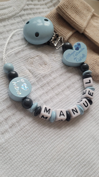 Schnullerkette für Jungen mit Namen i Love Mom & Dad / Kleines Wunder der Welt