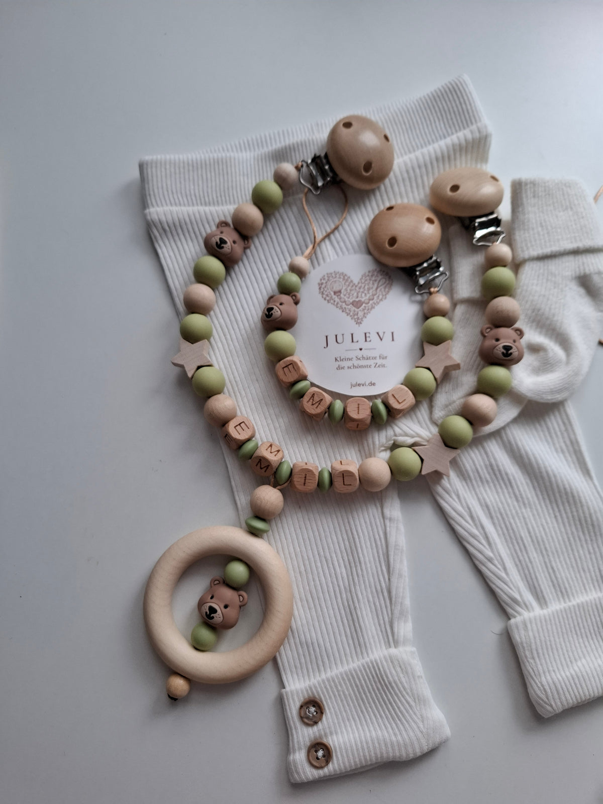 Kinderwagenkette & Schnullerkette Set mit Namen Bärchen grün holz beige Silikon Holz | personalisiert