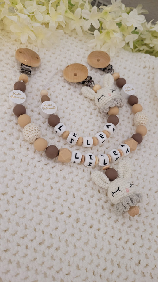 Kinderwagenkette & Schnullerkette mit Namen kleine Prinzessin & Häkelhase