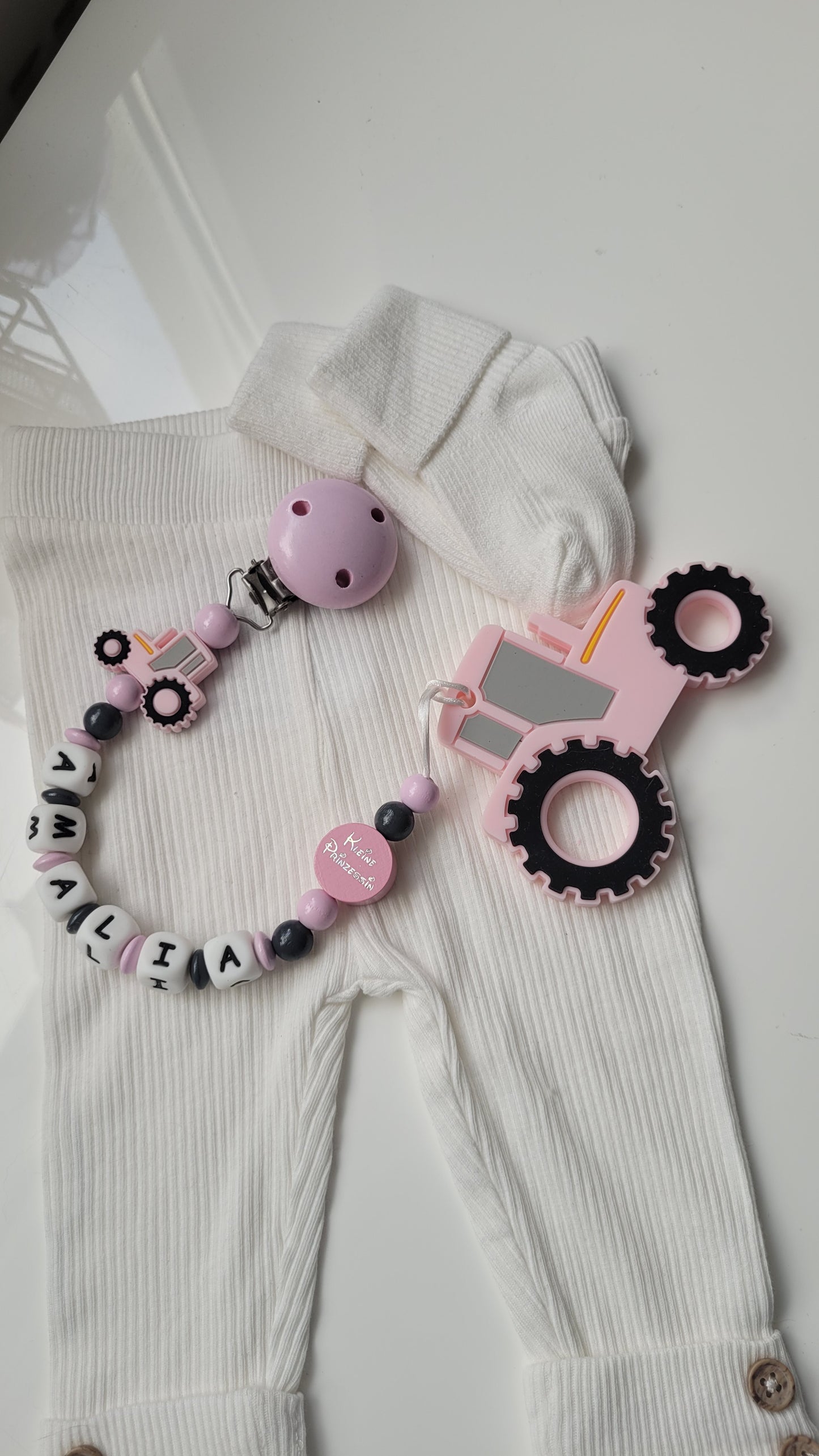 3 in 1 Beissring Schnullerkette mit Namen  Traktor rosa