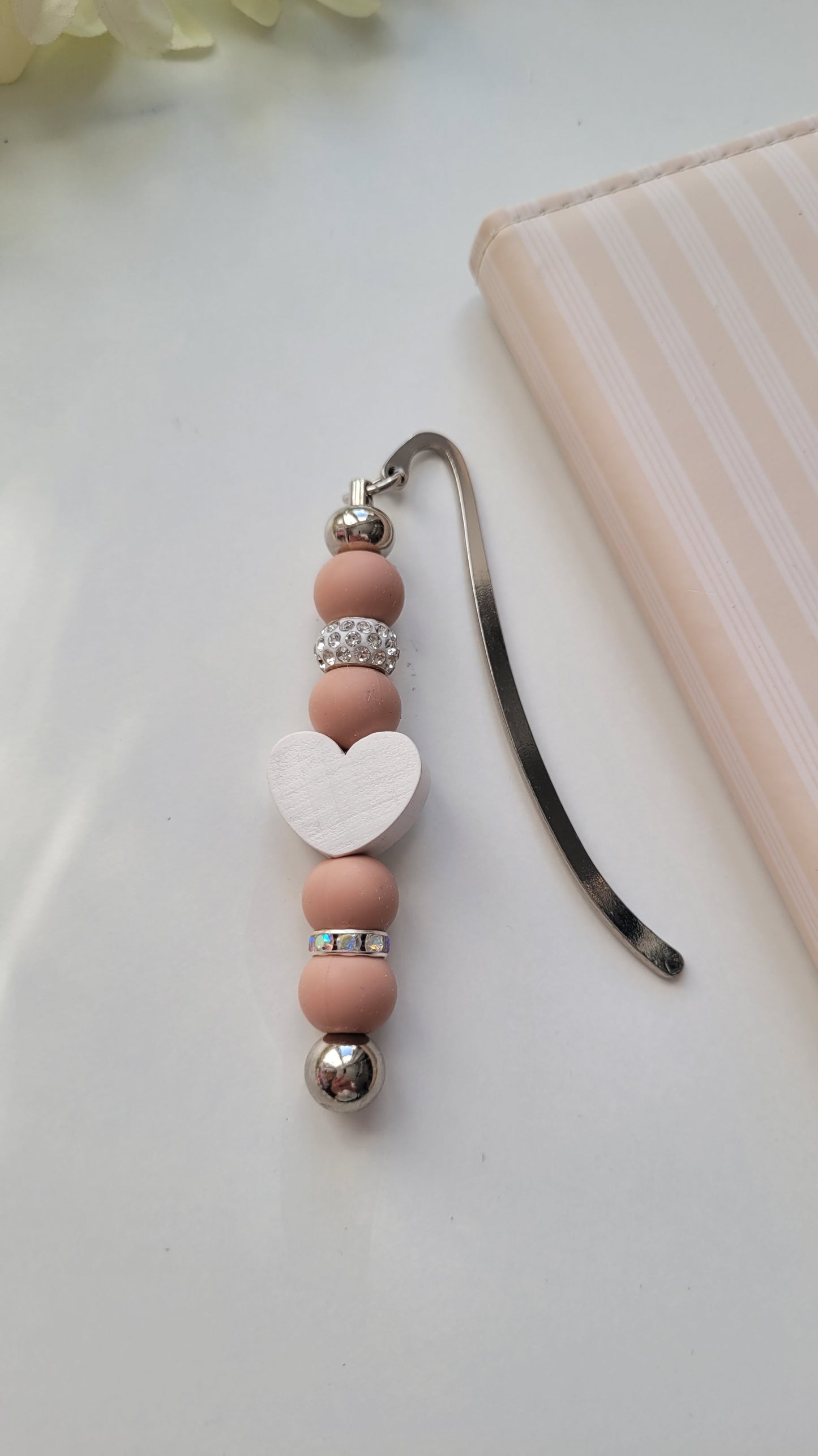Lesezeichen Herz taupe glitzer