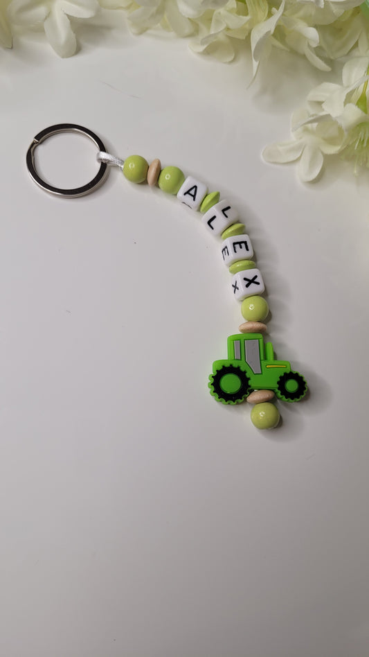 Schlüsselanhänger mit Namen Traktor grün Motivauswahl