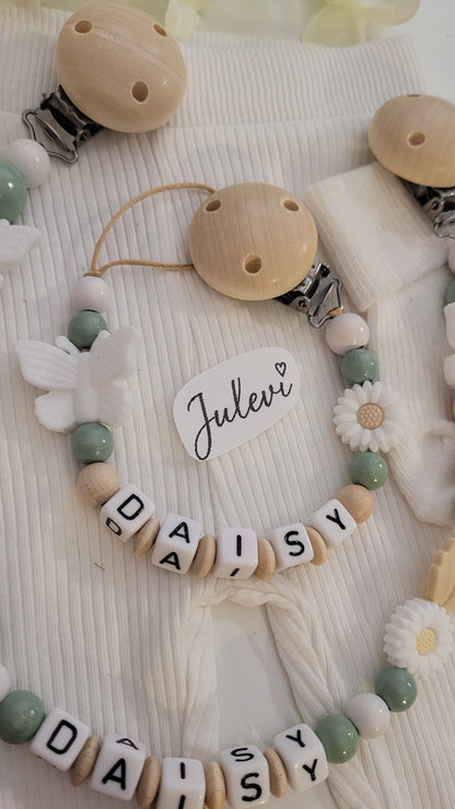 Kinderwagenkette & Schnullerkette mit Namen für Mädchen Gänseblümchen