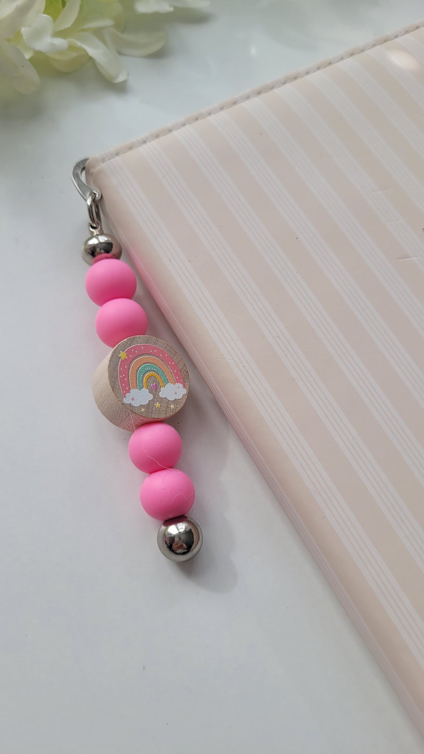 Lesezeichen Regenbogen pink