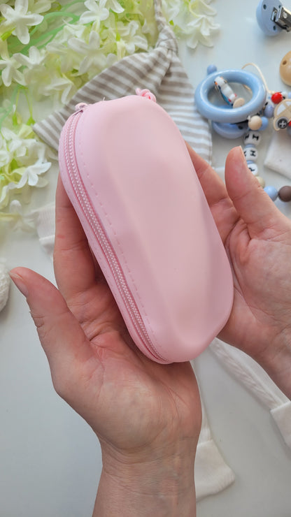 Tasche für Schnuller, Schnullerketten und Kinderwagenketten rosa