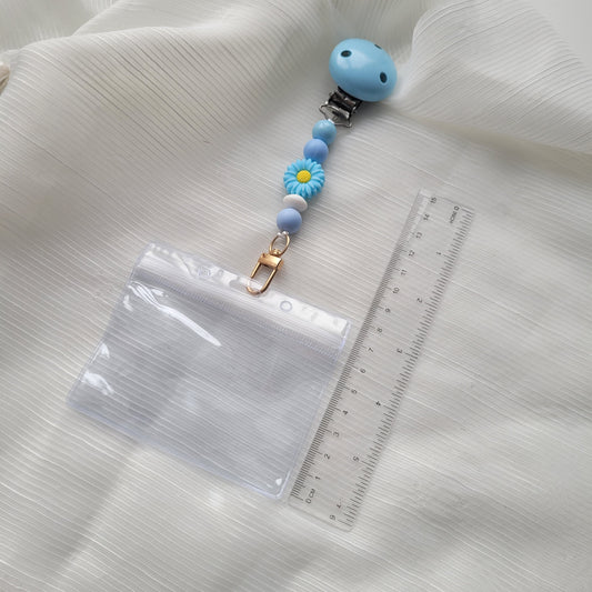 Ausweis Anhänger mit Clip Blume blau