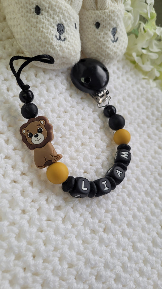 Schnullerkette für Jungen mit Namen Löwe 🦁 schwarz senfgelb