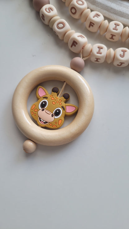 3er Set Schnullerkette Kinderwagenkette & Beissring mit Namen Giraffen & Blätter beige