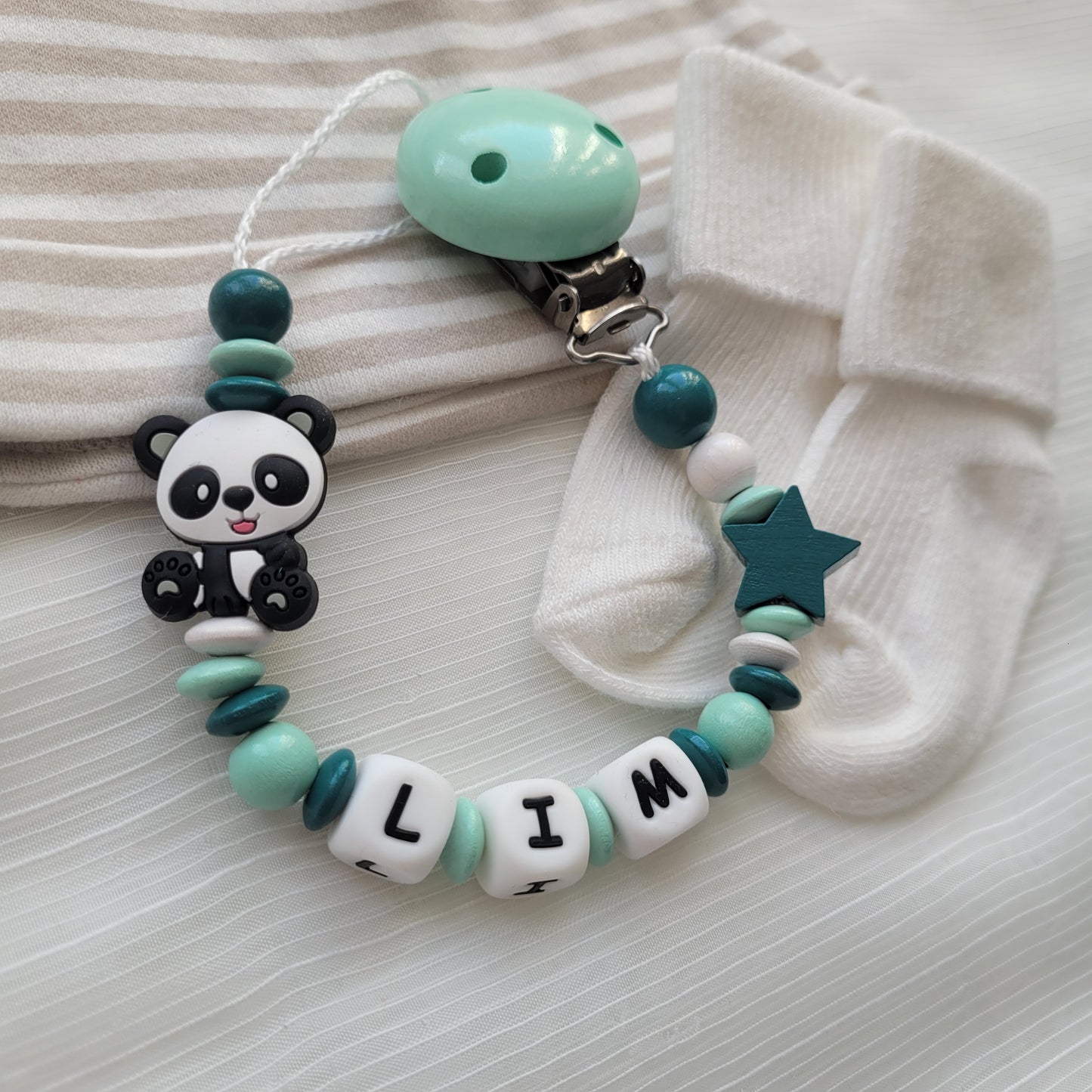 Kinderwagenkette & Schnullerkette mit Namen Panda & Stern mint petrol weiß