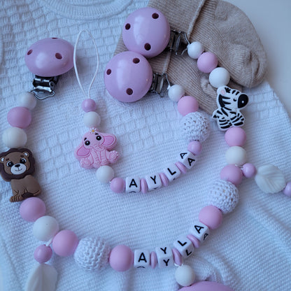 Kinderwagenkette & Schnullerkette mit Namen Kleine Safari rosa weiss