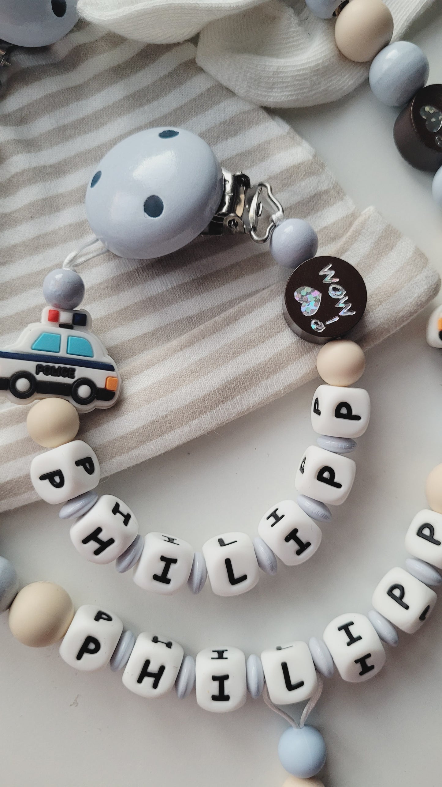 Kinderwagenkette & Schnullerkette mit Namen Polizei beige braun grau blau