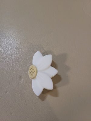 Blümchen weiss links