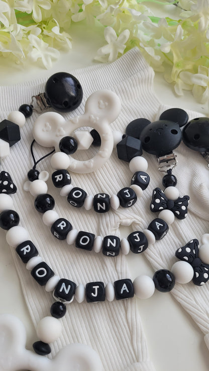 Komplett Set 3tlg Schnullerkette Kinderwagenkette Greifring mit Namen Maus schwarz weiß