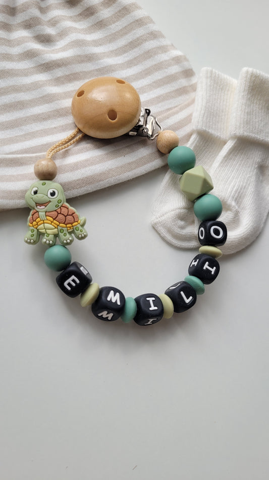 Schnullerkette mit Namen für Jungen Schildkröte grün blaugrün