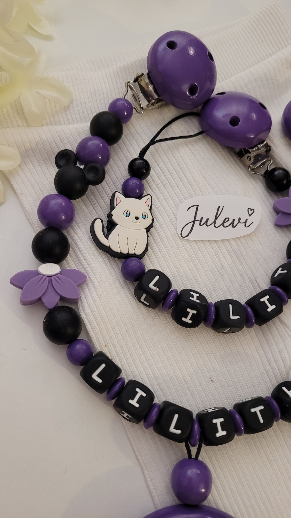 Kinderwagenkette & Schnullerkette mit Namen für Mädchen Katzen & Mäuse