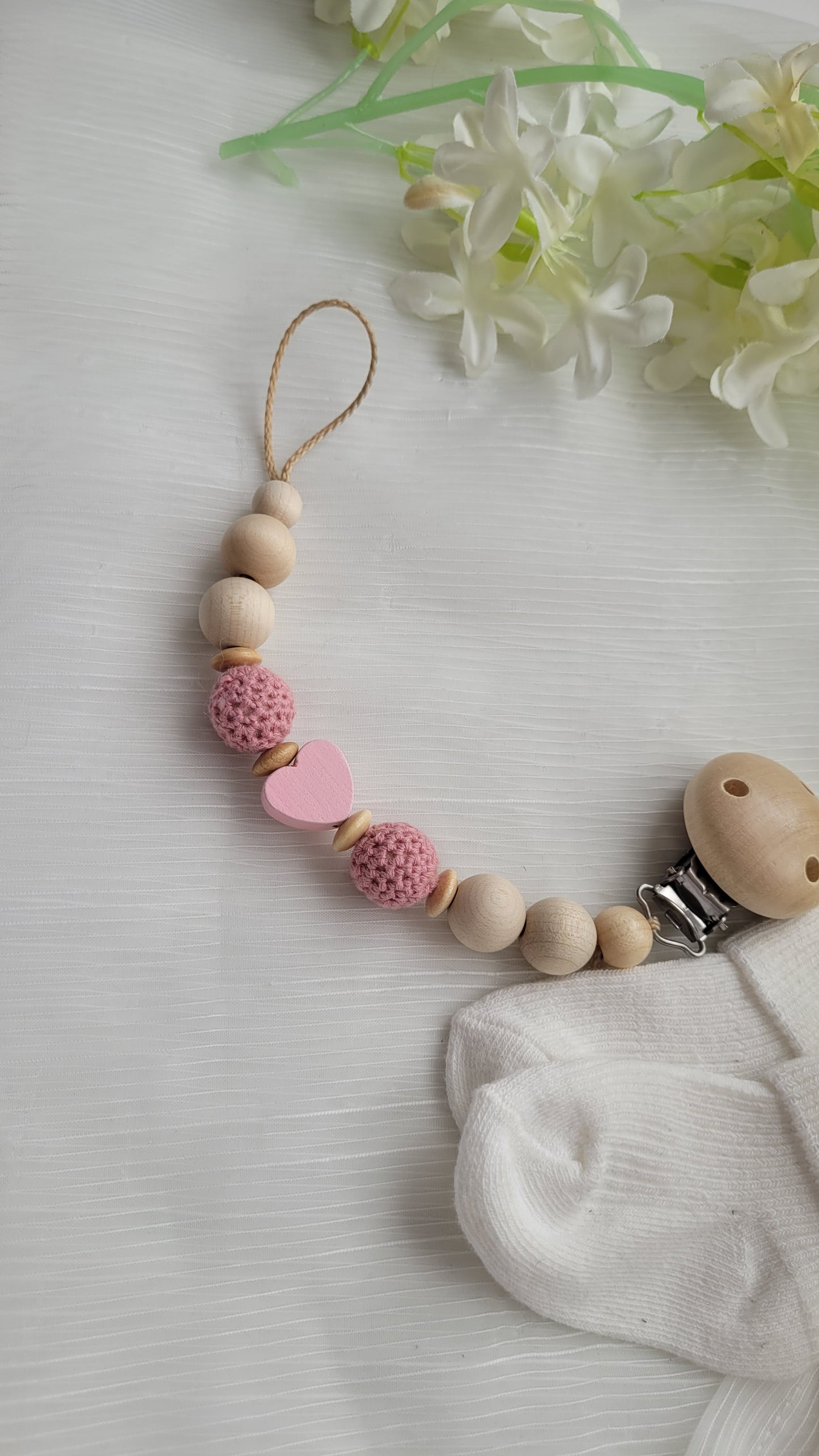 Schnullerkette Häkelperlen & Herz rosa holz